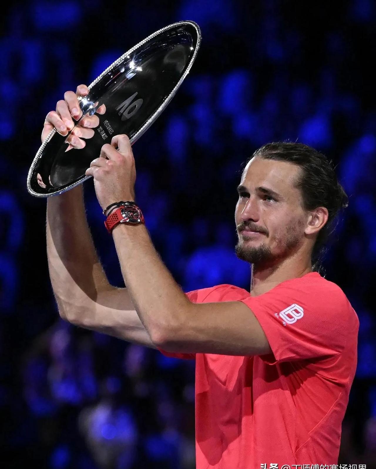 ATP总决赛碾压法网，兹维列夫统治全场