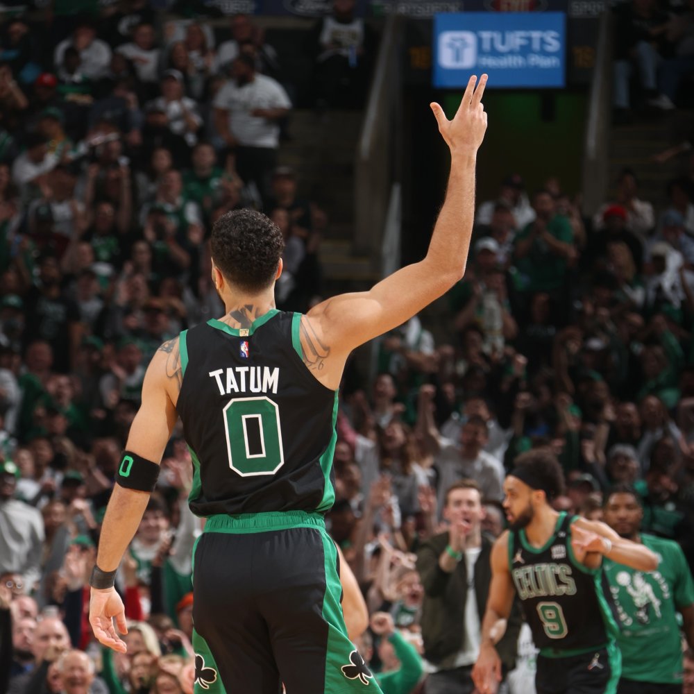 江苏队绝杀北京队，塔图姆统治全场