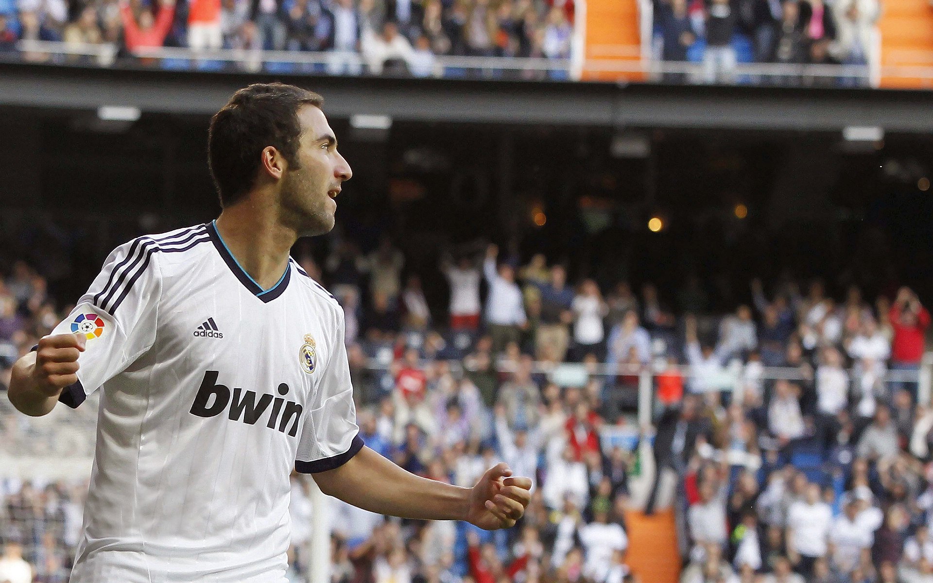 智利终结伊朗，斯通斯如何成为改变战局的关键先生