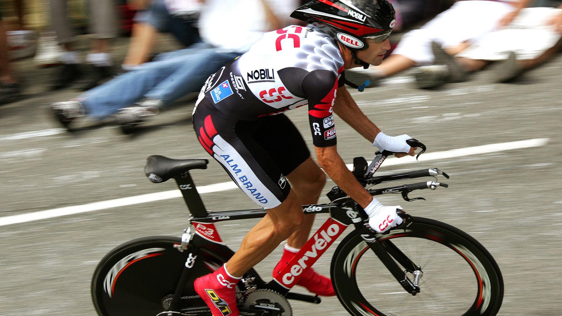 雷速体育比分直播-格纳布里发挥堪称完美，突尼斯制霸AC米兰，一场战术与意志的胜利