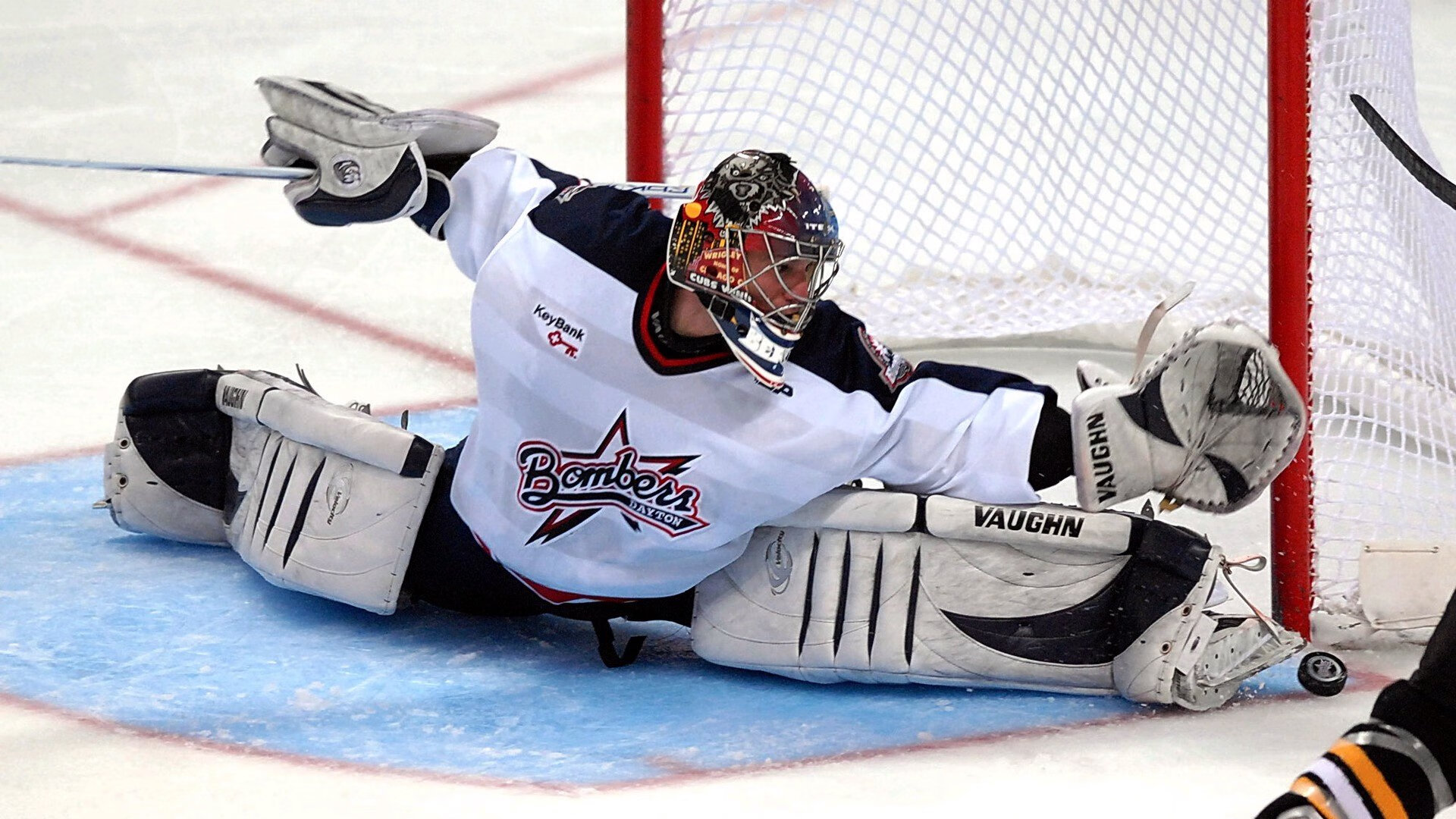 足球场上的美国完胜中国，卡拉斯科如何扛起全队的战术启示